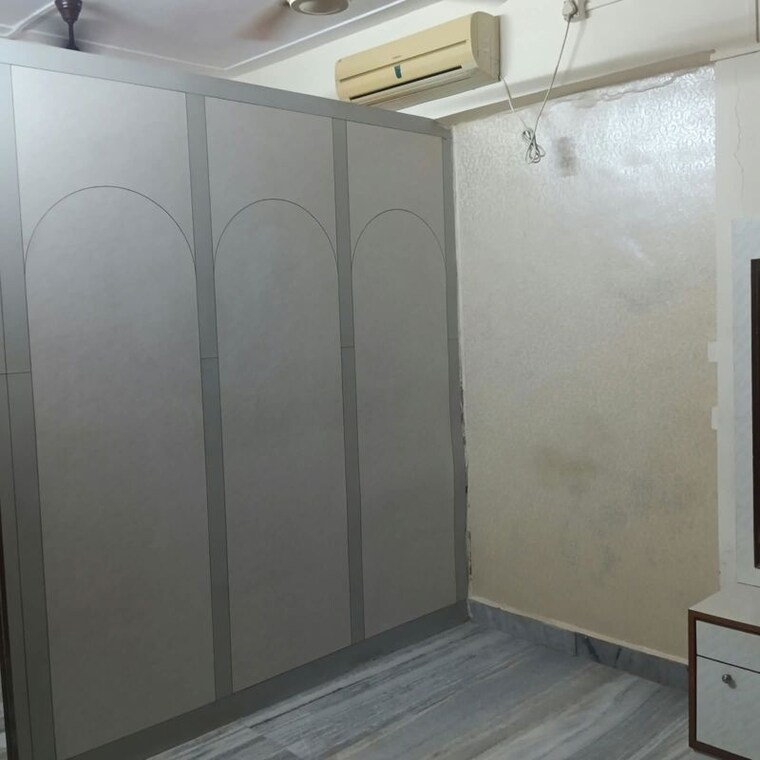 Bedroom, goregaon west 1.5 Bedroom 550 Sq.Ft. Apartment In Goregaon West Mumbai 10601961