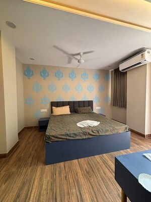 Bedroom in 4 BHK Apartment at BPTP Terra, Sector 37d – for Rent