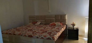 Bedroom in 4 BHK Apartment at Supertech Cape Town, Sector 74 – for Rent
