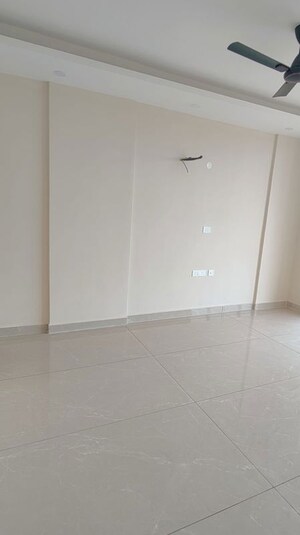 Room in 3 BHK Apartment at MRS Hi Greens, Kishanpura – for Sale