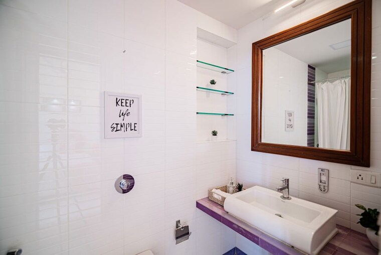 Bathroom, hiranandani-gardens-glen-height 3 Bedroom 1208 Sq.Ft. Apartment In Powai Mumbai 10601996