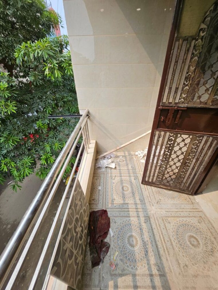 Balcony, maya-homes 2 Bedroom 850 Sq.Ft. Builder Floor In Indrapuram Ghaziabad 10602016