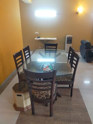 Team Area in 3 BHK Apartment at Dew Drop Apartments, Sector 47 – for Rent