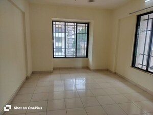 Room in 3 BHK Apartment at Mont Vert I, Pashan – for Rent