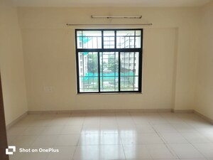Room in 3 BHK Apartment at Mont Vert I, Pashan – for Rent