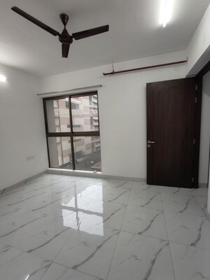 Master Bedroom in 2 BHK Apartment at Raymond Ten X Habitat, Pokhran Road No Two – for Rent