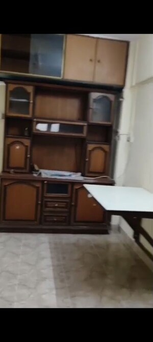 Furnished Amenities in 1 BHK Apartment at Shree Ram Sadan Apartment, Vile Parle East – for Rent