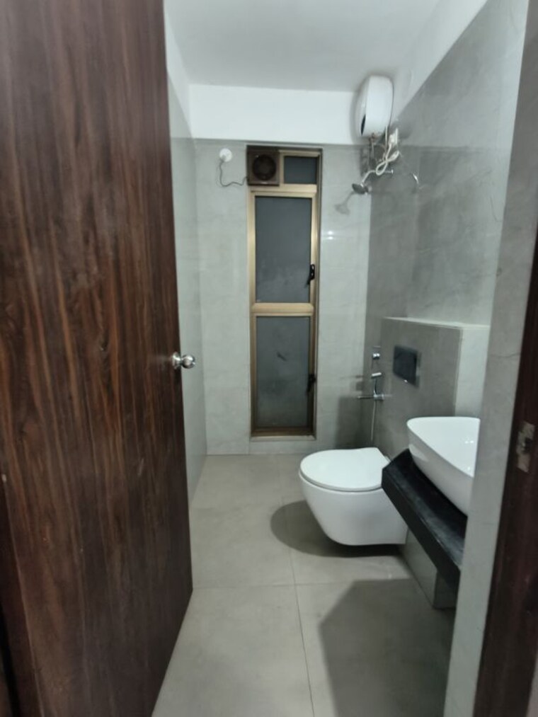 Bathroom, raymond-ten-x-habitat 2 Bedroom 670 Sq.Ft. Apartment In Pokhran Road No Two Thane 10602056