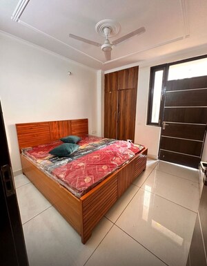 2 BHK Builder Floor For Rent in Chattarpur
