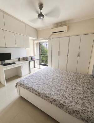 Bedroom in 2 BHK Apartment at Raunak Unnathi Gardens, Pokhran Road No One – for Rent
