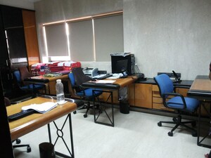  Office Space For Rent in Maker Tower, Cuffe Parade