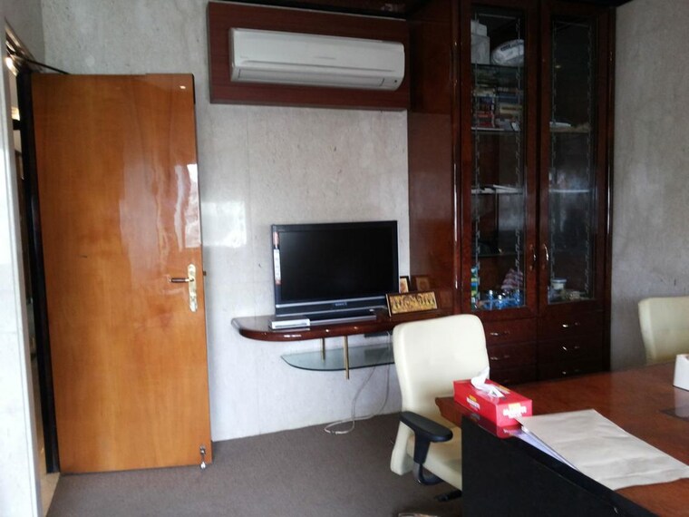 undefined, maker-tower Commercial Office Space 800 Sq.Ft. In Cuffe Parade Mumbai 10602062