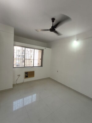Room in 2 BHK Apartment at Cosmos Paradise Complex, Thane West – for Rent