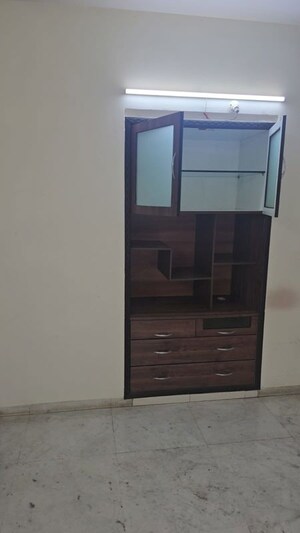 Furnished Amenities in 2.5 BHK Apartment at Siddhanchal  Phase 2, Manpada – for Rent