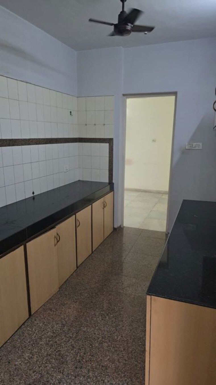 Kitchen, siddhanchal-phase-2 2.5 Bedroom 810 Sq.Ft. Apartment In Manpada Thane 10602078