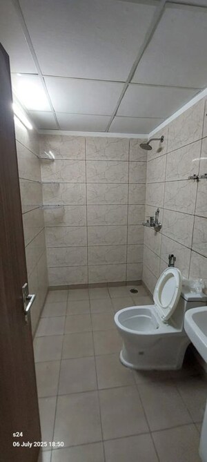 Bathroom in 2 BHK Apartment at Gulshan Botnia, Sector 144 – for Rent