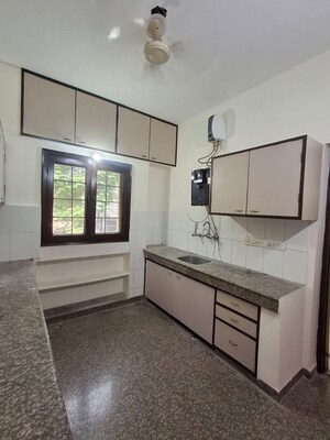 Kitchen in 3.5 BHK Builder Floor at South City 1 – for Rent
