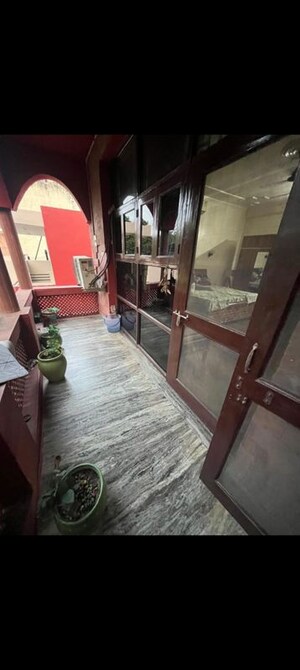 Gym in 2 BHK Builder Floor at Sector 23 – for Rent