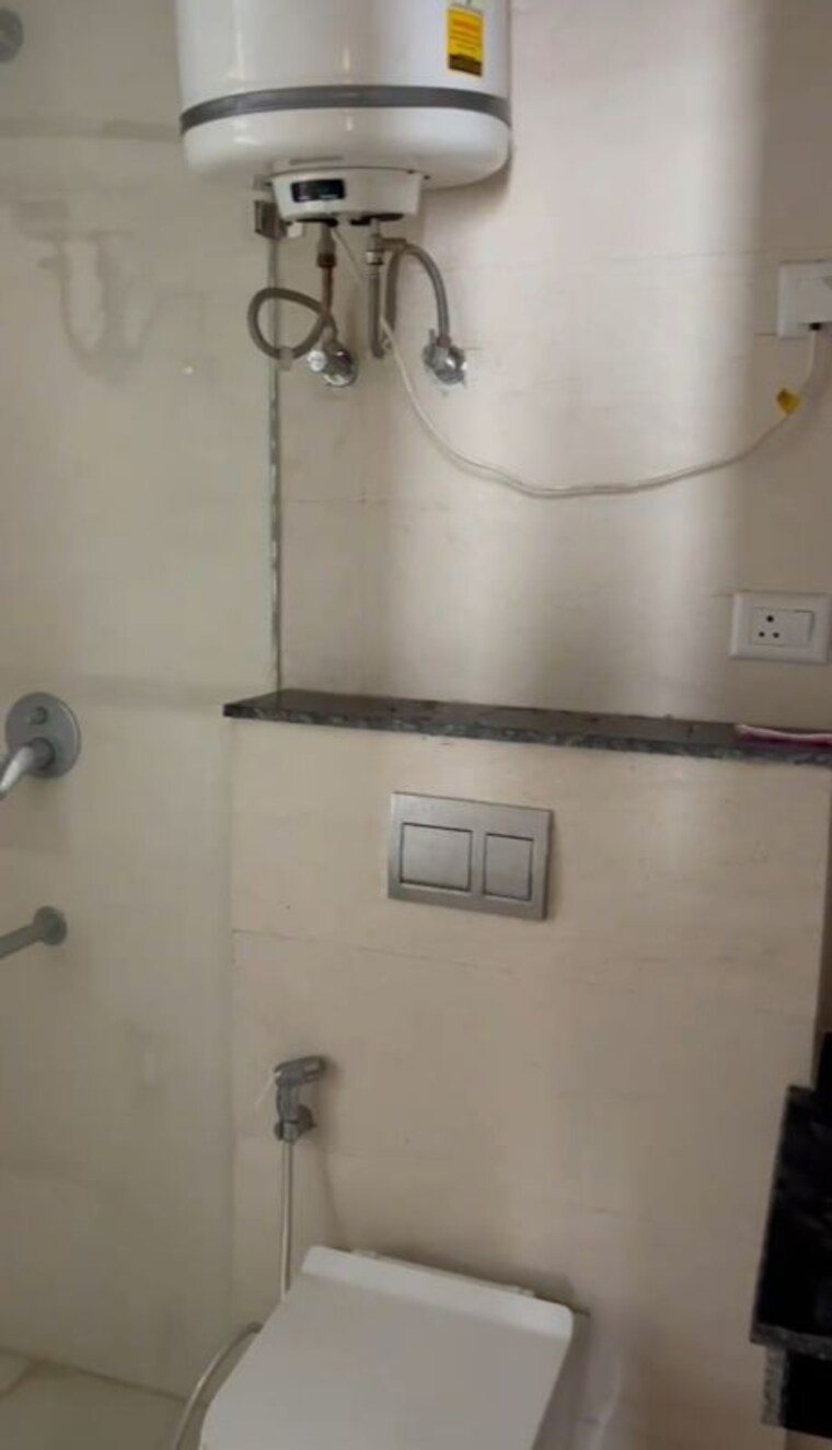 Bathroom, supertech-hues 2 Bedroom 1200 Sq.Ft. Apartment In Sector 68 Gurgaon 10602090