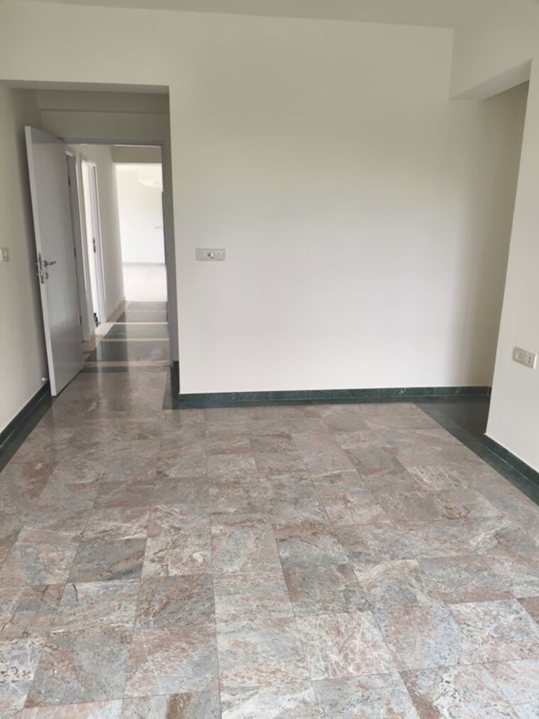 Room, hiranandani-northside 3 Bedroom 1800 Sq.Ft. Apartment In Ghodbunder Road Thane 10602051