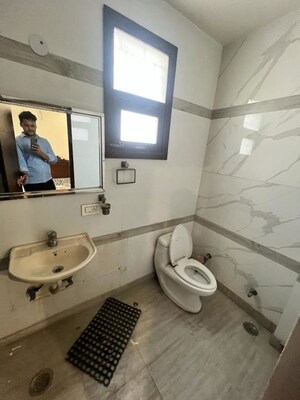Washroom in 3 BHK Builder Floor at Naraina – for Rent
