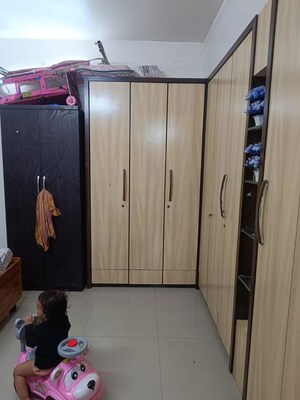 Furnished Amenities in 1 BHK Apartment at Kalyan West – for Sale