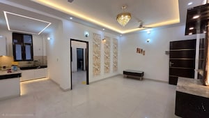 Room in 2 BHK Apartment at Patiala Road – for Sale