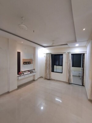 Room in 2.5 BHK Apartment at New Manish Nagar – for Rent