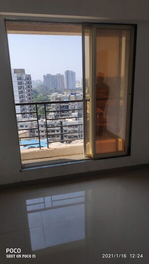 Room in 1 BHK Apartment at Mayfair Vishwaraja, Titwala – for Rent
