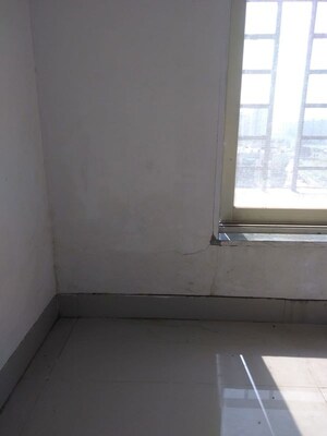 Room in 1 BHK Apartment at Mayfair Vishwaraja, Titwala – for Rent