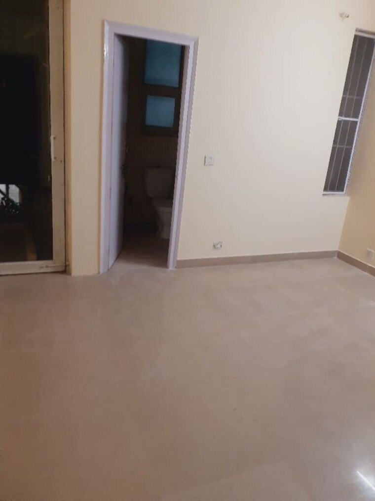 Living Room, s3-green-avenue 3 Bedroom 1100 Sq.Ft. Apartment In Sector 85 Faridabad 10602153