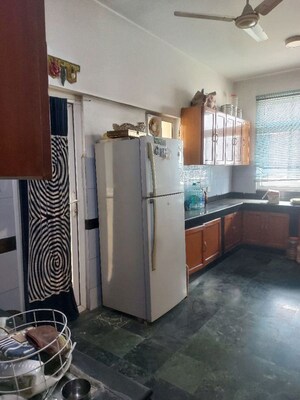 Kitchen in 3 BHK Apartment at DLF Hamilton Court, Sector 27 – for Rent