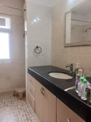 Kitchen in 3 BHK Apartment at DLF Hamilton Court, Sector 27 – for Rent