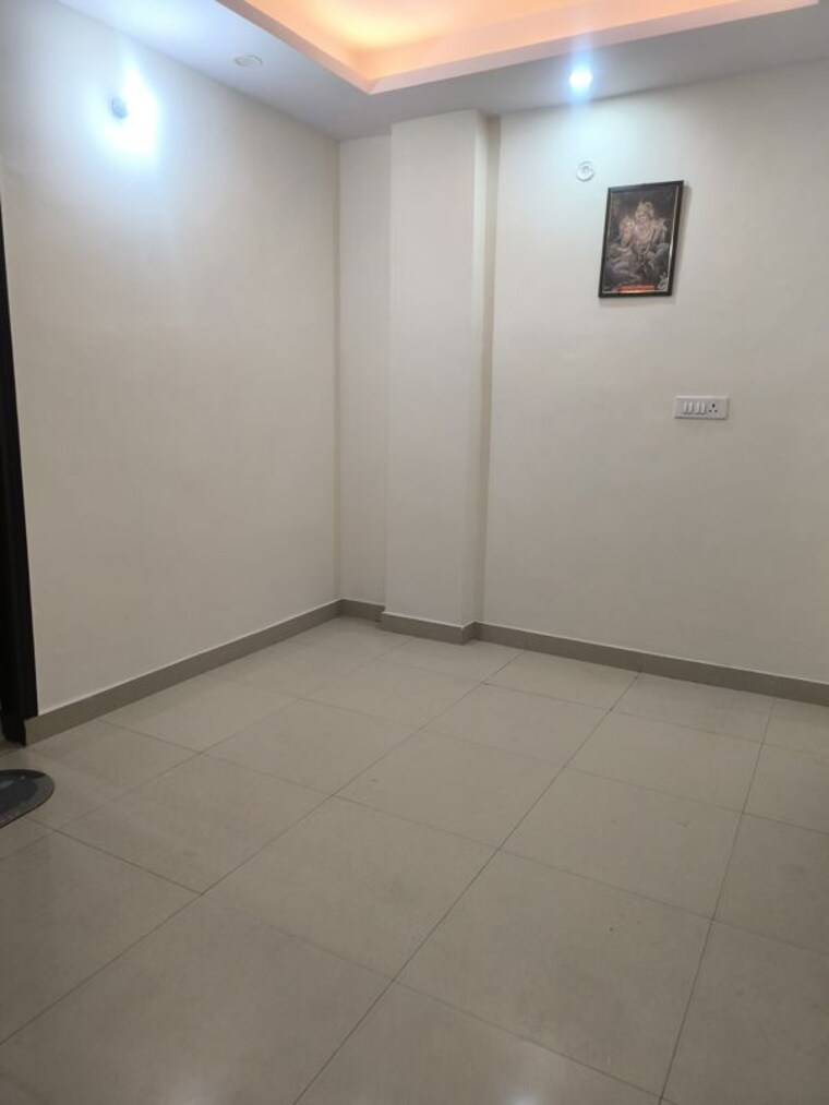 Room, sector 7 dwarka 1 Bedroom 450 Sq.Ft. Builder Floor In Sector 7 Dwarka Delhi 10602148