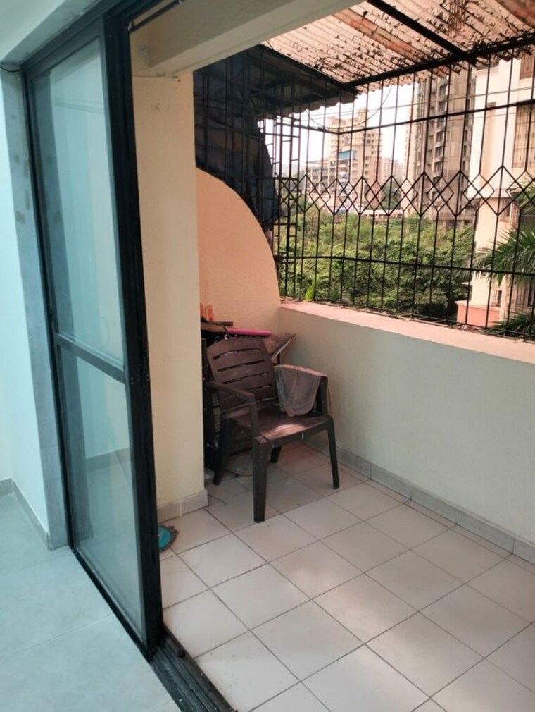 Balcony, highland-residency-chsl 1 Bedroom 450 Sq.Ft. Apartment In Balkum Pada Thane 10602151