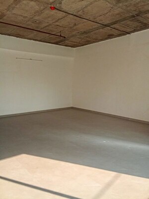Room in  Office Space at Dilip Makskap Centre, Andheri West – for Rent