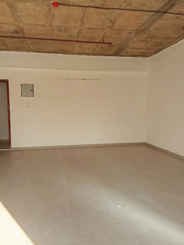Room, dilip-makskap-centre Commercial Office Space 910 Sq.Ft. In Andheri West Mumbai 10602171
