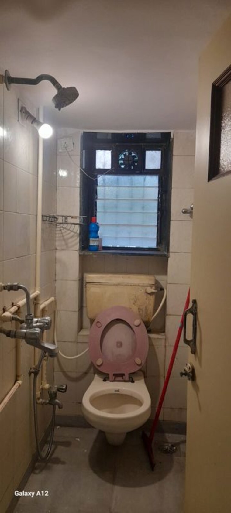 Bathroom, lalat-chs 1 Bedroom 550 Sq.Ft. Apartment In Mahim West Mumbai 10602181