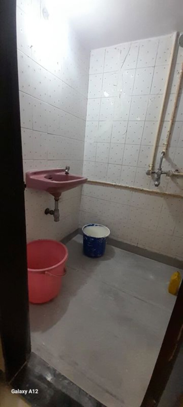 Bathroom, lalat-chs 1 Bedroom 550 Sq.Ft. Apartment In Mahim West Mumbai 10602181