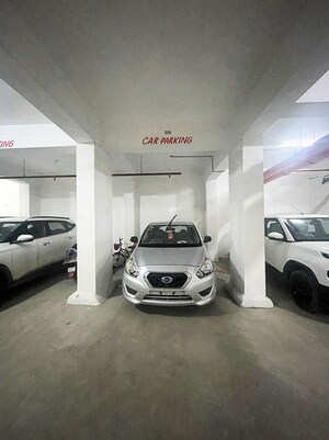Parking in 3 BHK Apartment at Chandlodia – for Sale