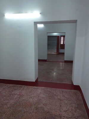 Room in  Office Space at Hazra – for Rent