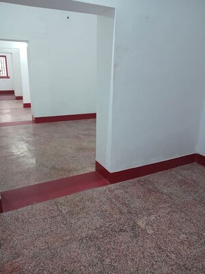 Room in  Office Space at Hazra – for Rent
