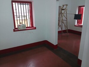 Room in  Office Space at Hazra – for Rent