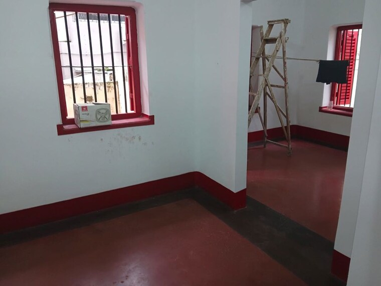 Room, hazra Commercial Office Space 1800 Sq.Ft. In Hazra Kolkata 10602197
