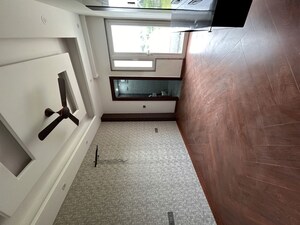 Furnished Amenities in 3 BHK Builder Floor at BPTP District, Sector 81 – for Rent
