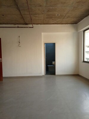Room in  Office Space at Dilip Makskap Centre, Andheri West – for Rent