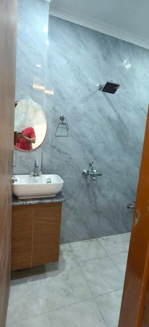 Bathroom in 1 BHK Builder Floor at AKD Tower, Sector 14 – for Rent