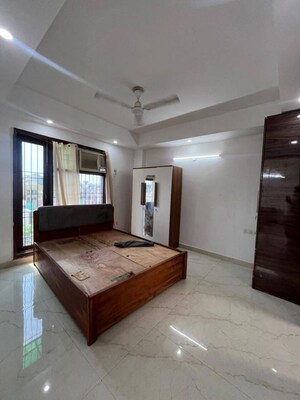 Living Room in 1 BHK Builder Floor at Bhargava Palace, Sector 12 – for Rent