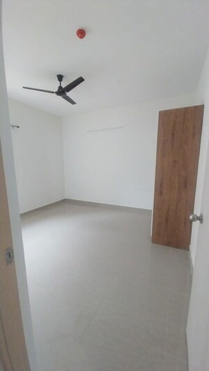 Room in 2 BHK Apartment at Puravankara Purva Zenium, Hosahalli – for Rent