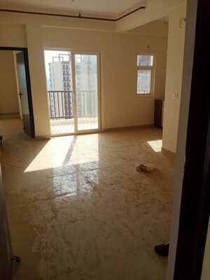 Room in 3 BHK Apartment at Newtech La Palacia, Tech Zone 4 Greater Noida – for Rent
